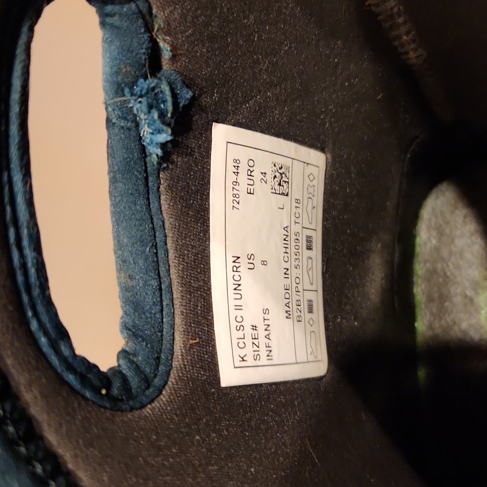 Toddler Girl Bog Boots Size 8 - Picture 4 of 6